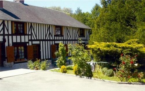 Le Val Godard Fresnay-le-Samson Habitación foto